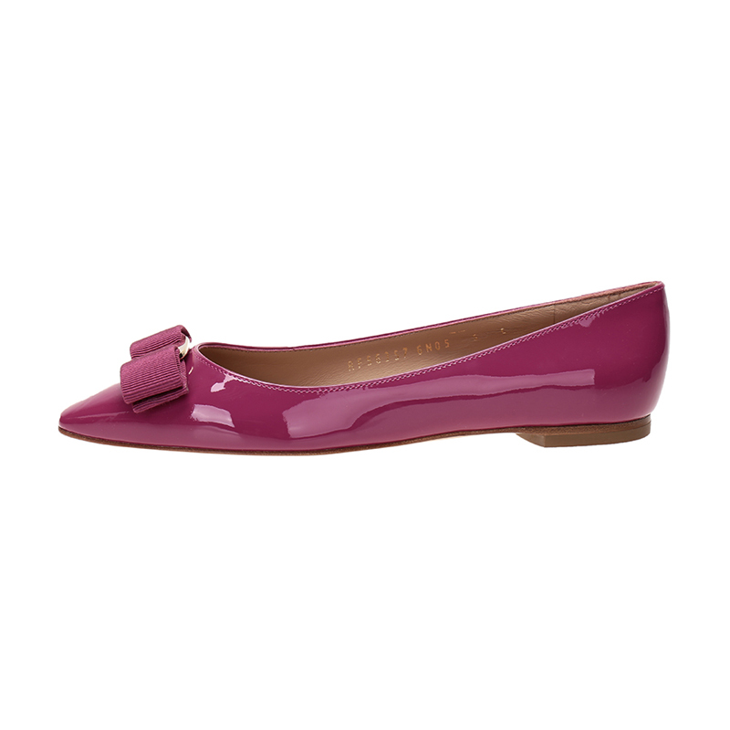 Salvatore Ferragamo 萨瓦托·菲拉格慕 女士牛皮蝴蝶结装饰平底鞋 0657852