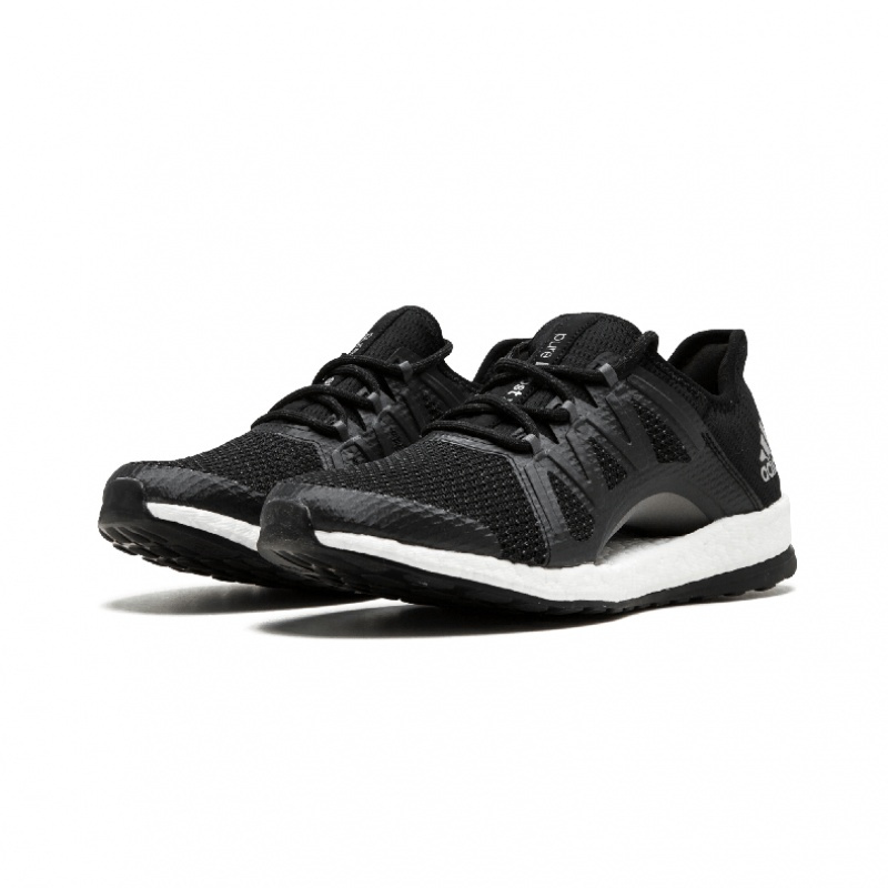 正品Adidas/阿迪达斯女子跑步鞋BB6097