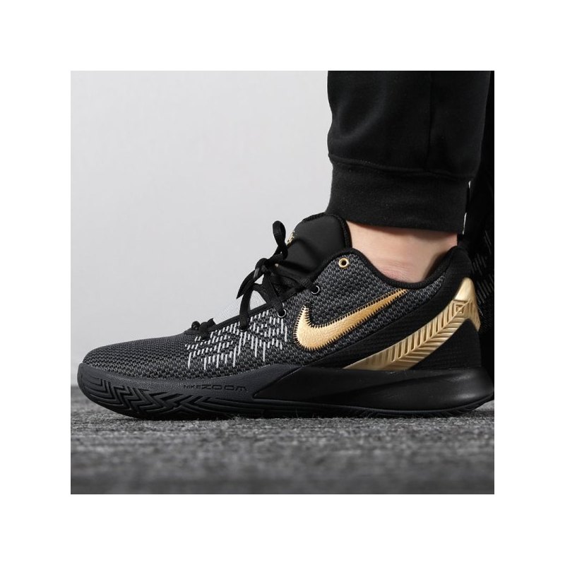 NIKE耐克男子欧文4代简版减震篮球鞋AO4438-002