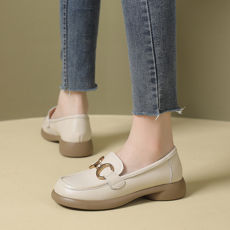 新款头层牛皮圆头中口低跟纯色乐福鞋英伦风套脚真皮单鞋