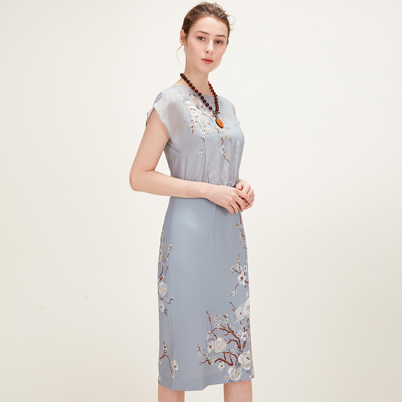 服装鞋帽>女装>连衣裙>欧柏兰奴(omnialuo)>欧柏兰奴(omnialuo)连衣裙