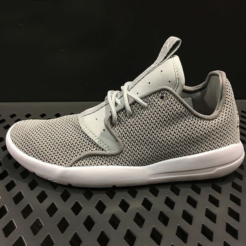 耐克（NIKE）童鞋儿童运动鞋篮球鞋724042
