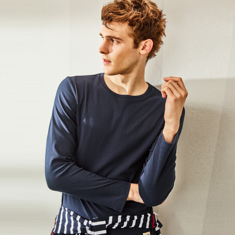 佐丹奴t恤衫男装秋季休闲纯棉圆领衫男士纯色长袖t恤衫01028670