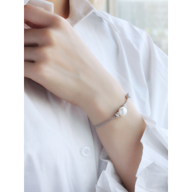 apmmonaco单颗珍珠绳结925银手链女士时尚宴会手腕链百搭首饰欧美风格