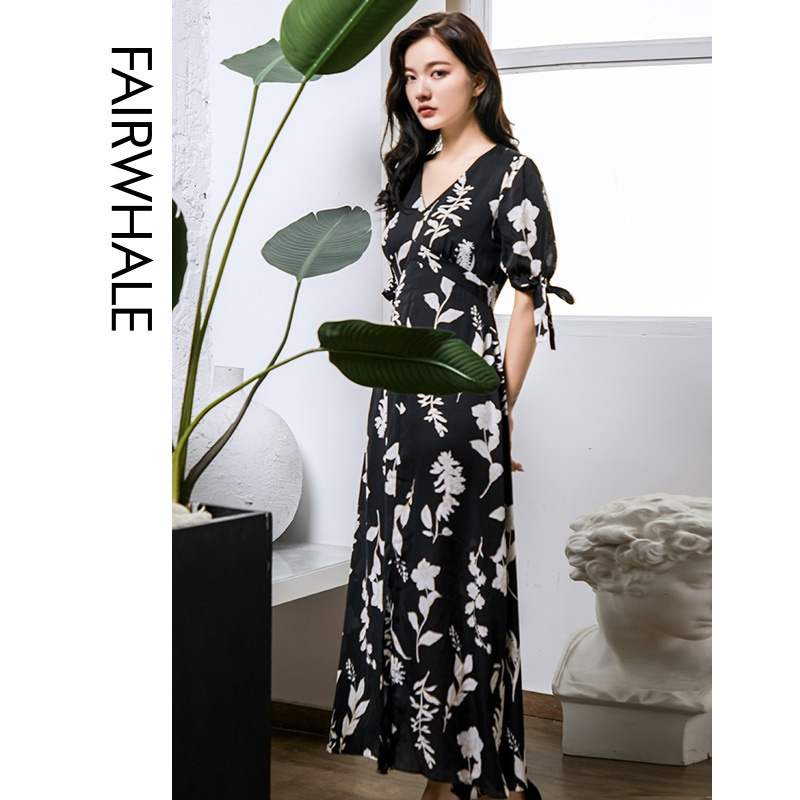 马克华菲女装气质连衣裙女神范2020新款夏季复古开叉印花长裙