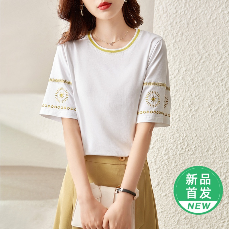 OUNIXUE欧昵雪 | [波普风绣花短袖]夏季时尚罗纹圆领休闲上衣个性直筒T恤女