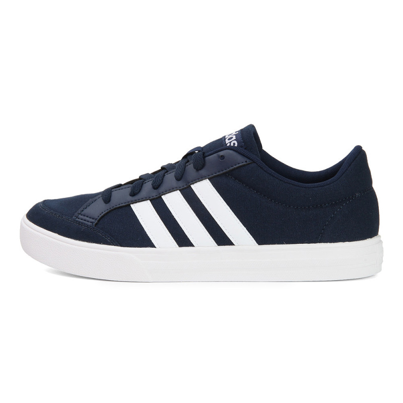 adidas阿迪达斯新款男子场下休闲系列篮球鞋AW3891