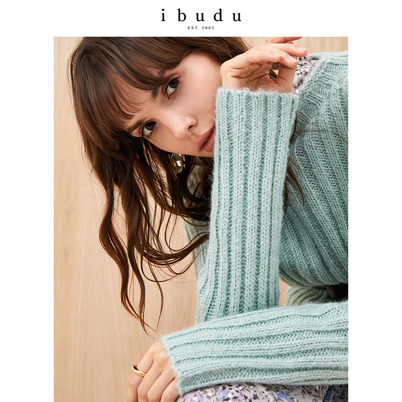 伊布都ibudu2020春季新款半高领薄荷绿长袖针织衫套头毛衣毛衫