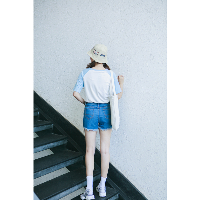 MolaLuna2018夏季新品韩版百搭毛边牛仔短裤女士