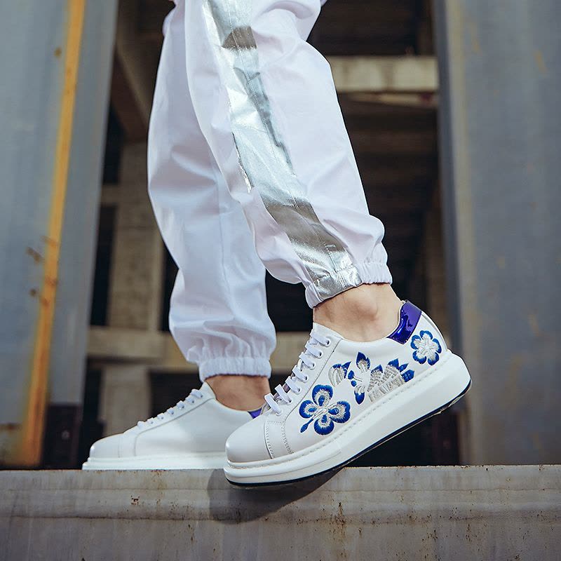 维界男鞋韩版新款时尚休闲鞋潮流运动个性厚底板鞋男嘻哈港风潮鞋图片