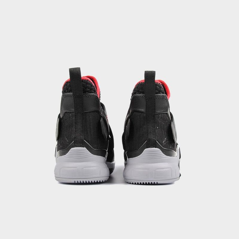 nike耐克男子LEBRONSOLDIERXIIEP詹姆斯12篮球鞋AO4053-0图片