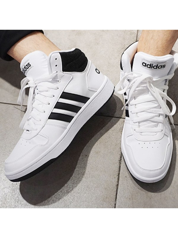 阿迪达斯男女情侣款 新款运动鞋休闲鞋小白鞋BB7208