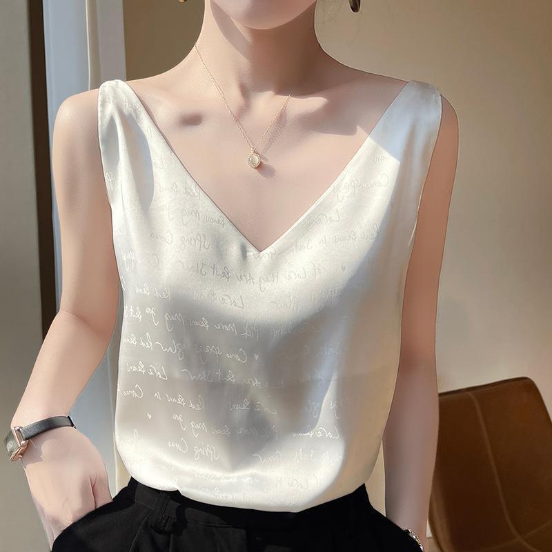 dbmg春季字母提花宽肩冰丝小背心女士v领宽松大码上衣打底衫吊带视频
