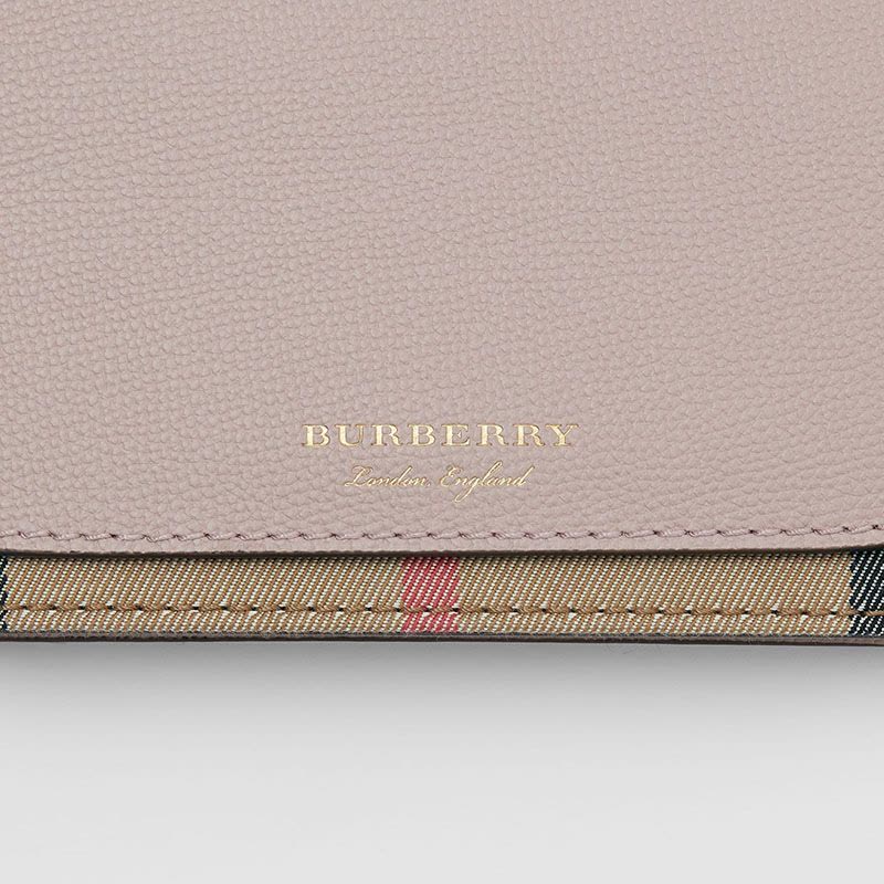博柏利Burberry/巴宝莉 女包 格纹拼皮单肩链条包 翻盖包 女士女款斜挎包图片