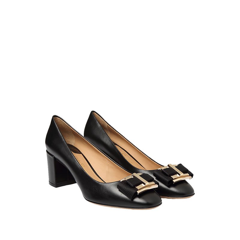 ferragamopratovara金属缎面蝴蝶结女士中跟鞋672622ne主要参数