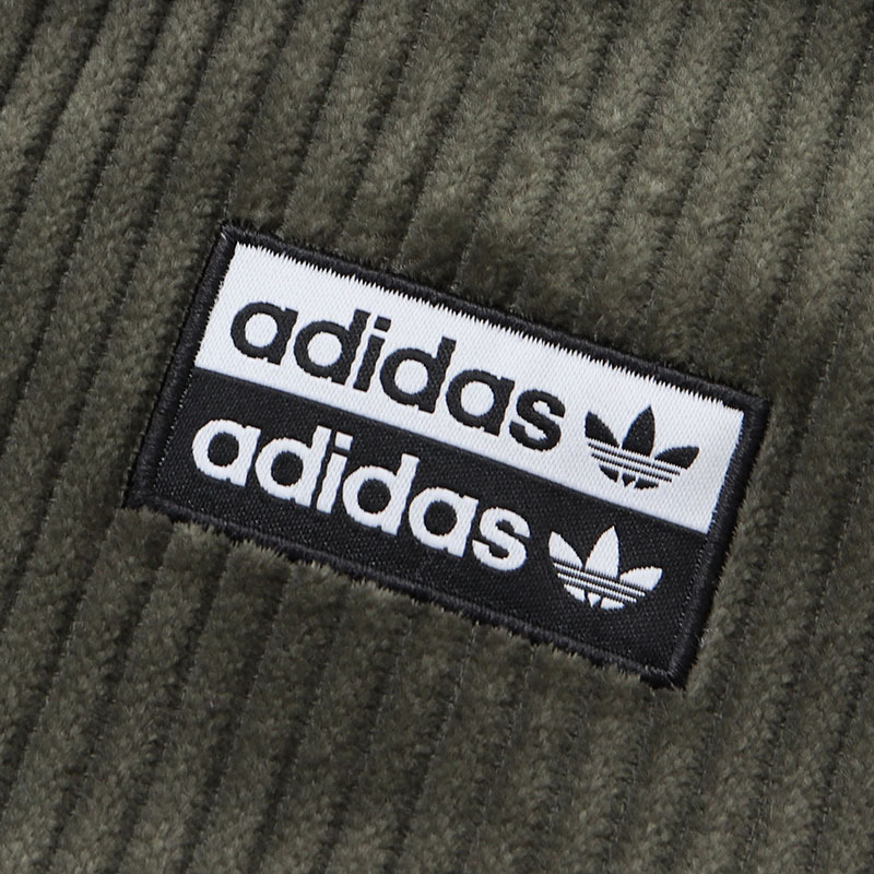 adidas阿迪达斯三叶草女装运动服两面穿羊加绒夹克外套FQ2121