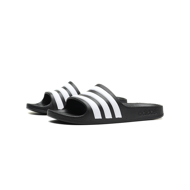 【自营】阿迪达斯童男小童拖鞋ADILETTE AQUA K休闲凉拖F35556