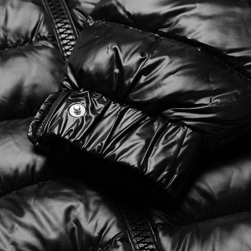 盟可睐/蒙口 MONCLER 女士宽松版Dalles短款连帽鹅绒羽绒服夹克外套1A00004 539AQ