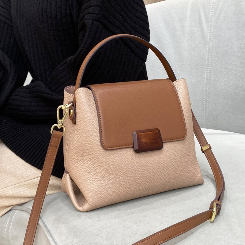 马克华菲包包潮流撞色真皮水桶包单肩包斜挎包包女手提包女包视频