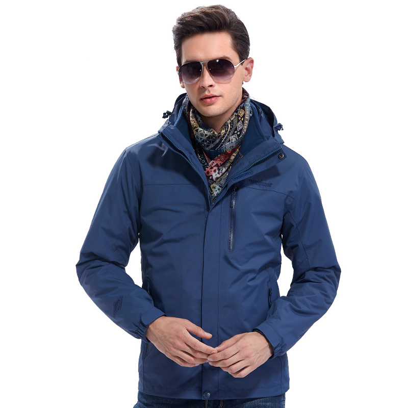 波梵森冲锋衣男户外冬季三合一防风防水加厚保暖登山服外套新款视频