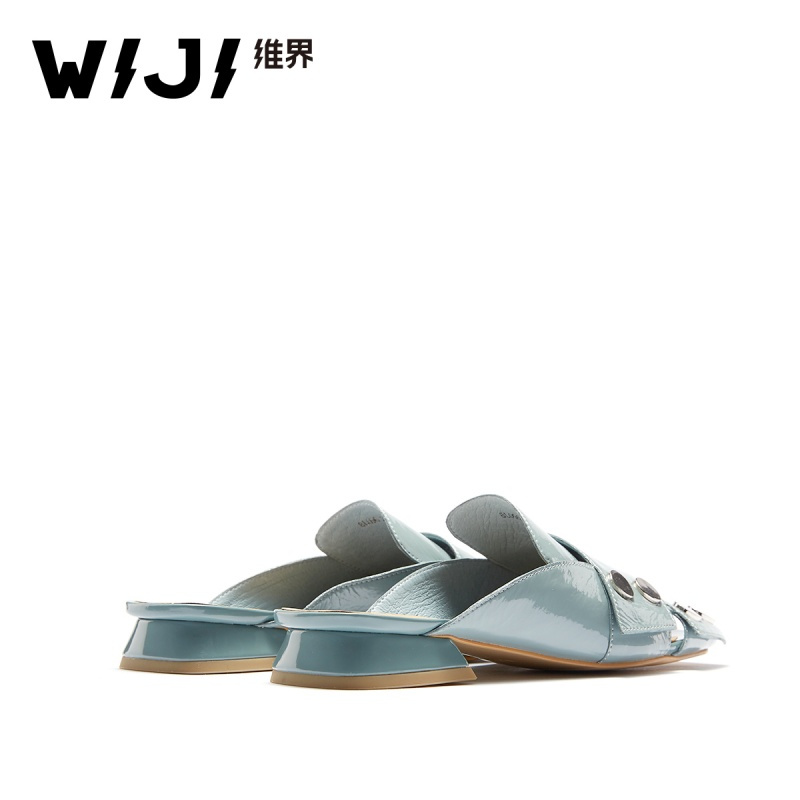 WIJI2018维界女鞋夏季新款韩版时尚包头镶铆钉粗跟外穿拖鞋潮街拍