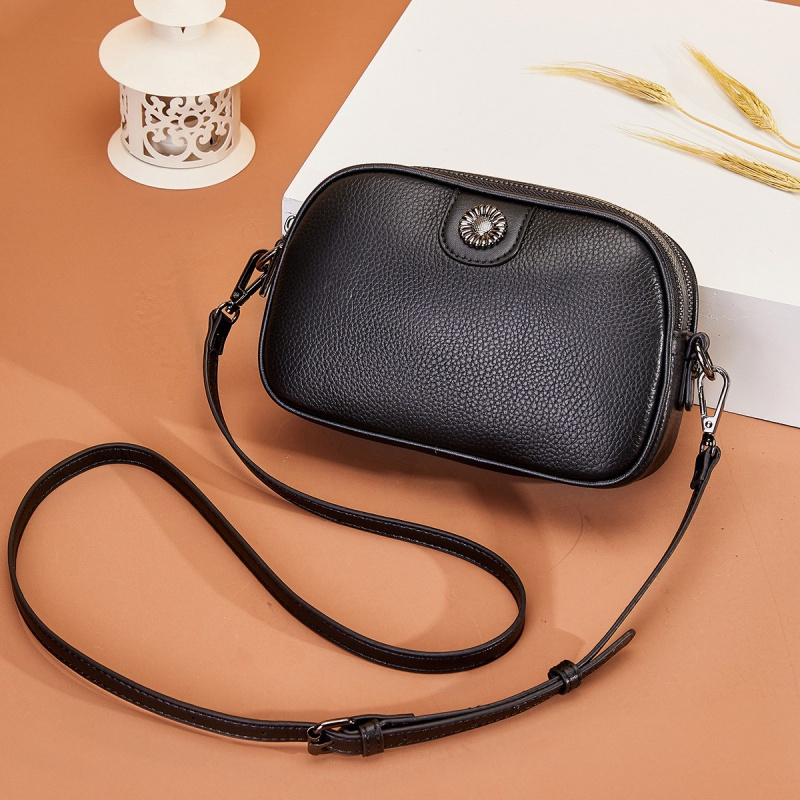 马克华菲真皮小雏菊小包包头层牛皮单肩包女式斜挎包相机包参数