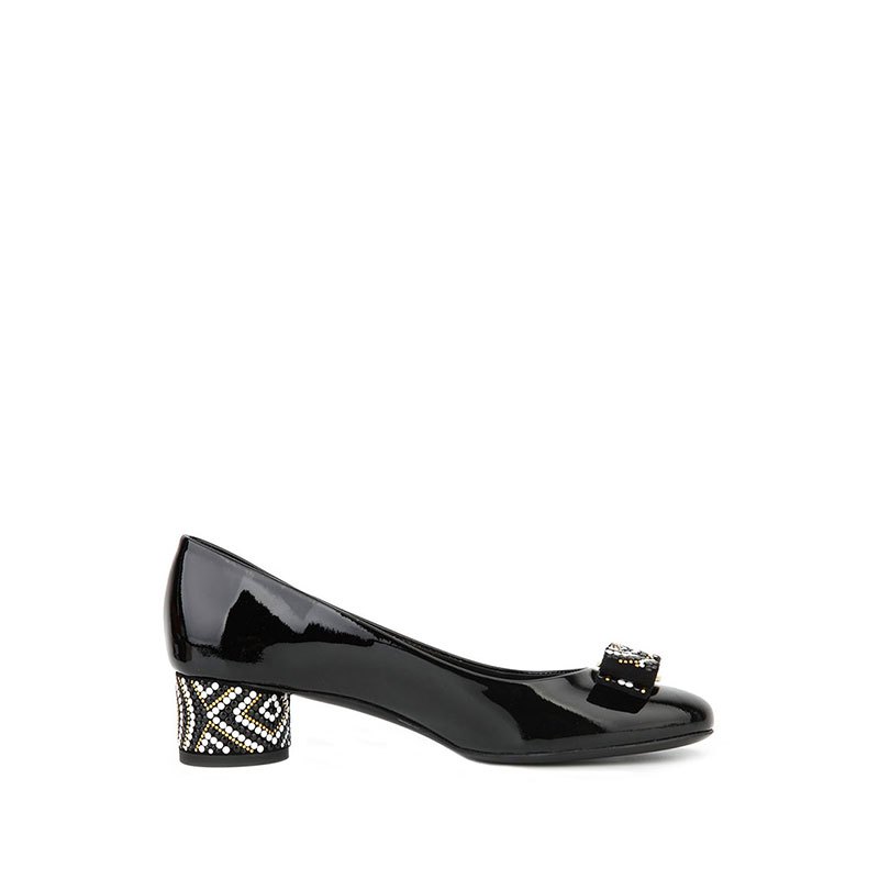 FERRAGAMO 贴珠蝴蝶结装饰圆柱鞋跟女士中跟鞋 663690NERO
