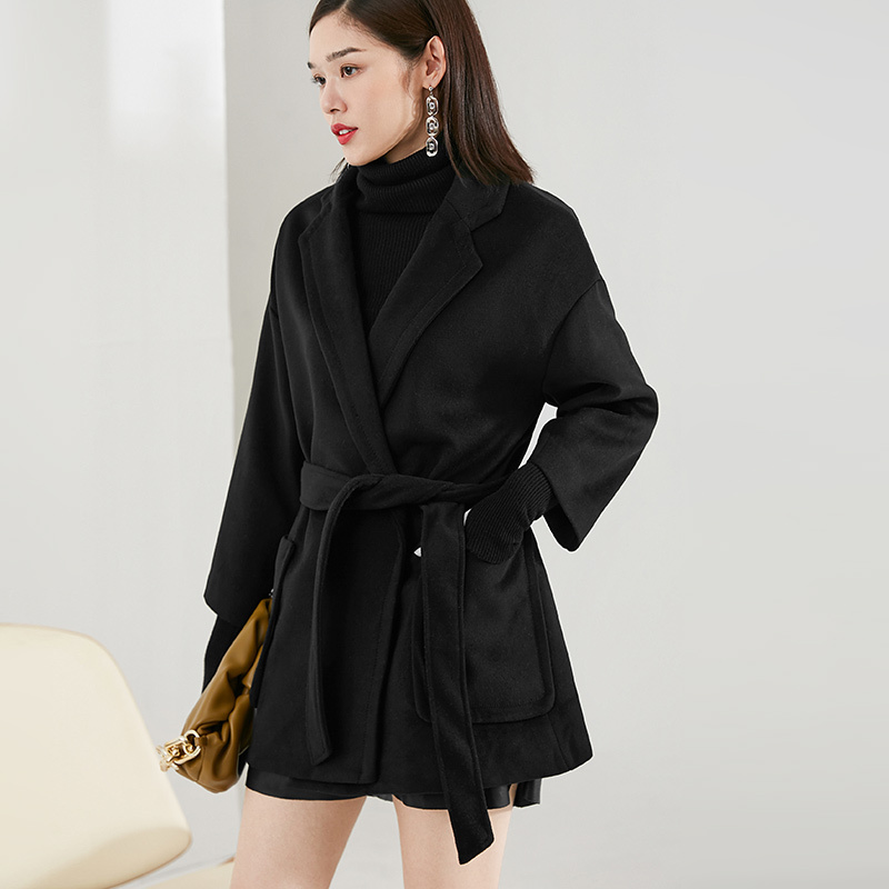 晚白2020冬季新品纯色翻领长袖中长款收腰系腰带毛呢大衣外套女