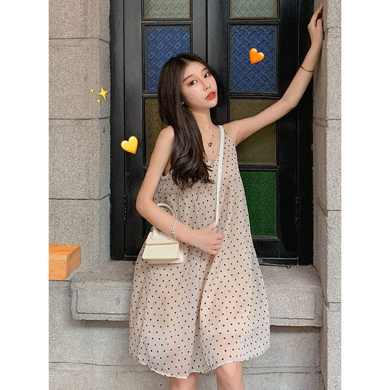 如熙 夏装韩版裙子爱心吊带连衣裙女新款气质波点宽松很仙