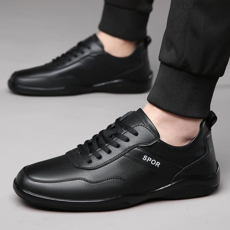 男鞋2025新款板鞋真皮透气轻便运动休闲鞋韩版低帮小白鞋图片