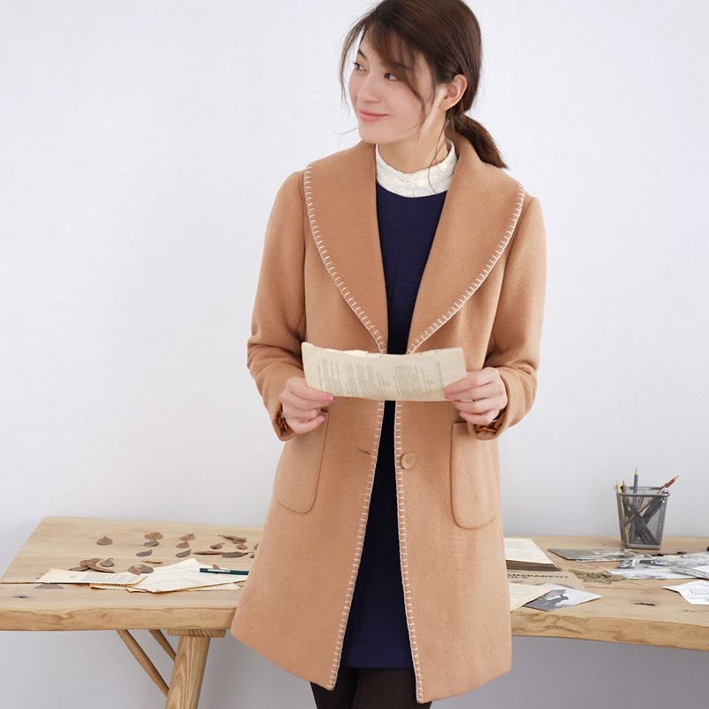 茵曼女冬款绣线大翻领毛呢外套女中长款呢子大衣图片