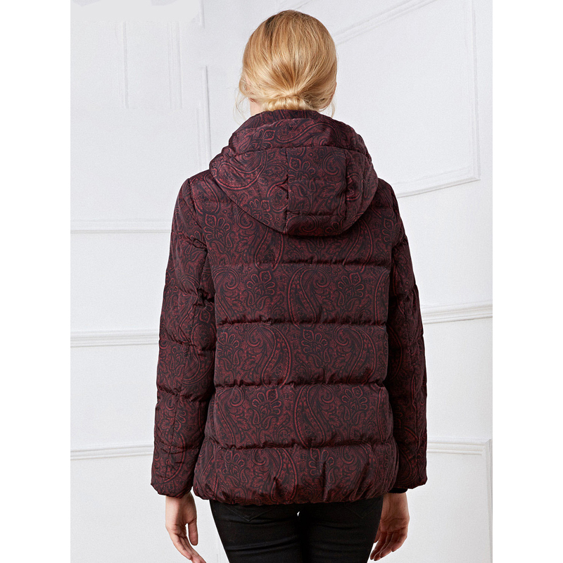 波司登bosideng女士冬季常规款加肥加大妈妈装中老年大码女短款羽绒服