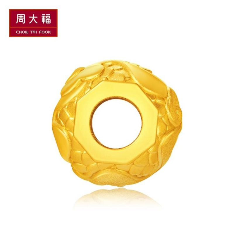 周大福光沙祥云挂坠转运珠足金黄金吊坠R20100