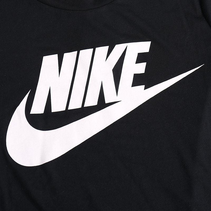 Nike耐克女装透气休闲短袖运动T恤829748-010