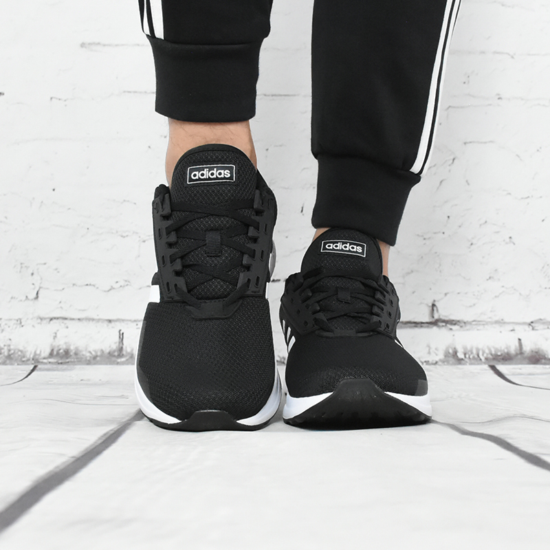 adidas阿迪达斯男鞋秋季缓震透气运动休闲跑步鞋BB7066