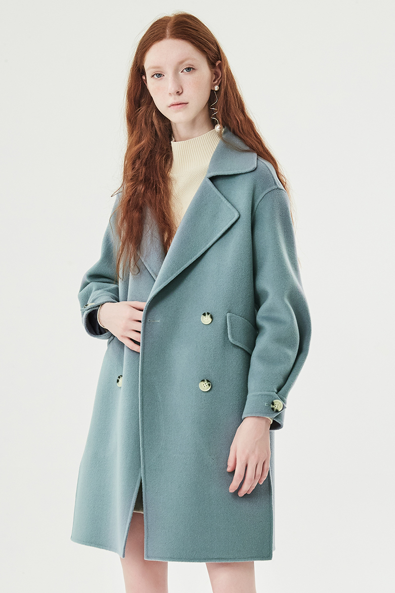 红袖毛呢大衣冬季新款女装双排扣开叉h型双面呢羊毛毛呢大衣尾绿320
