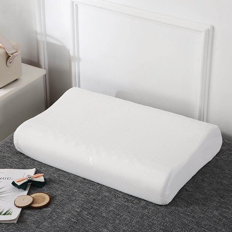 泰国乳胶枕透气按摩颈椎枕会销礼品枕芯天然乳胶枕头微商图片