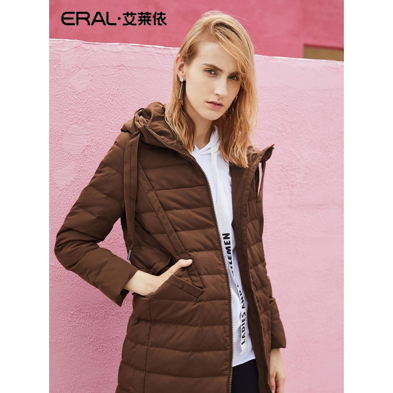 艾莱依羽绒服女2018秋冬新款轻薄宽松显瘦617104136
