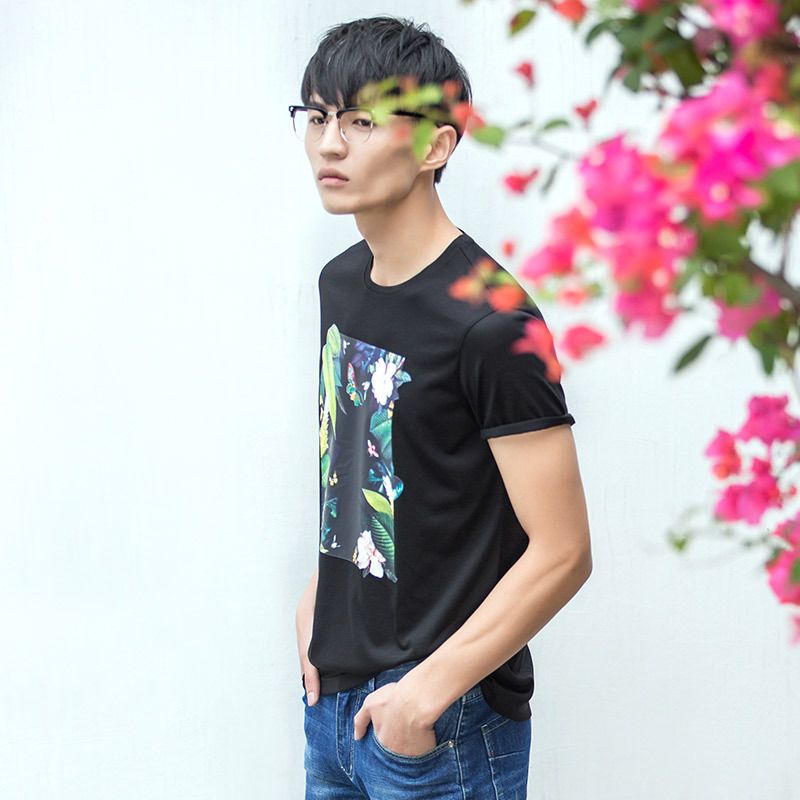 柒牌SEVEN男装短袖T恤时尚休闲个性潮流印花短T圆领t恤