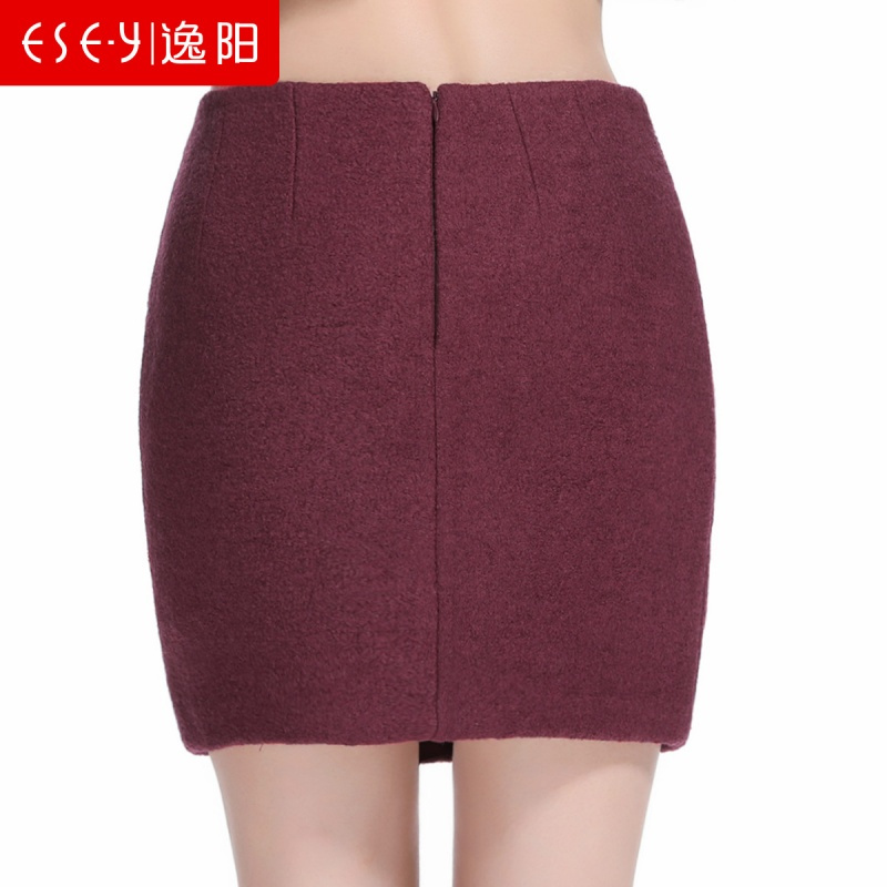 羊毛呢子打底包臀裙后拉链纯色简约短裙2018秋冬新款女正品4843