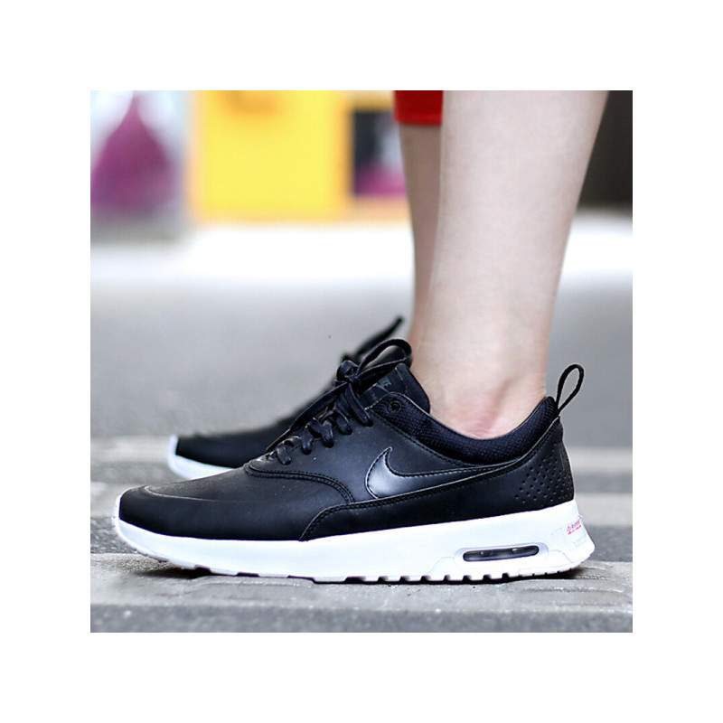 耐克NIKE女鞋AIRMAX气垫休闲跑步鞋