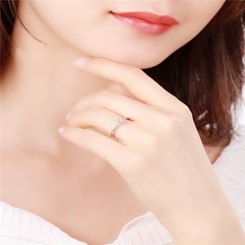 佐卡伊s925银六爪错臂钻戒活口可调节