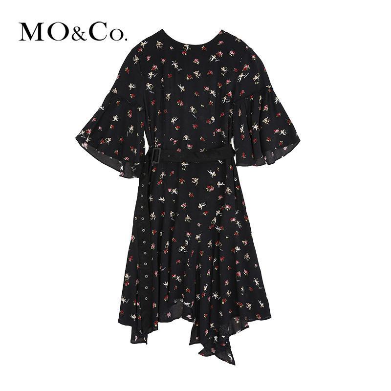 MOCO碎花小心机不规则chic连衣裙女夏2018新款显瘦气质中长款收腰