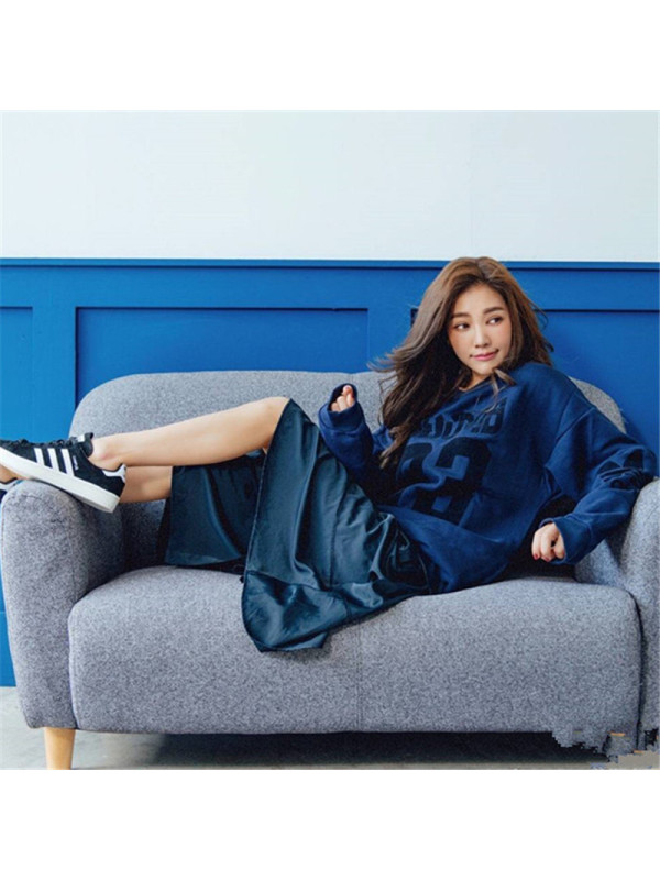 ADIDAS阿迪达斯三叶女子圆领针织卫衣套头衫-BS4284