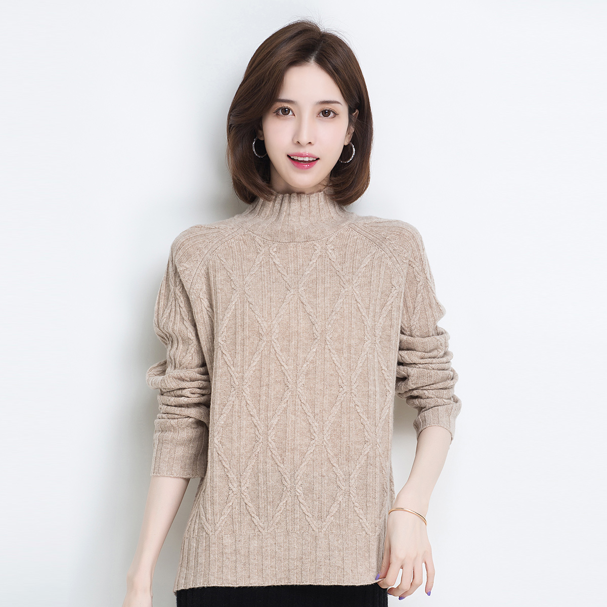 金菊秋冬新款毛衣纯色绞花羊毛衫女 参数