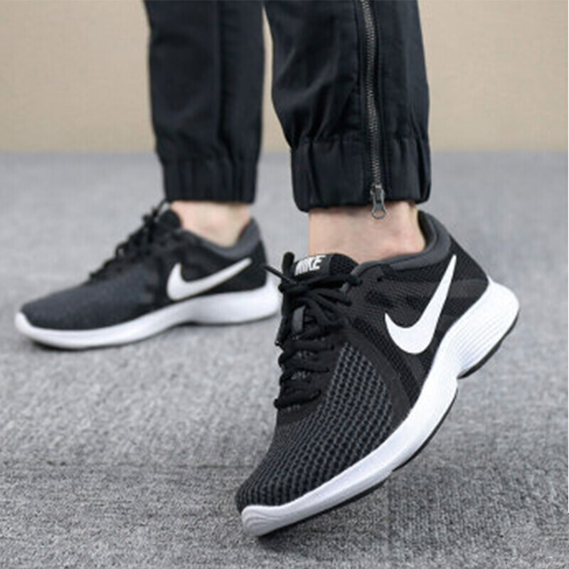 耐克（NIKE）运动户外女子REVOLUTION4跑步鞋908999