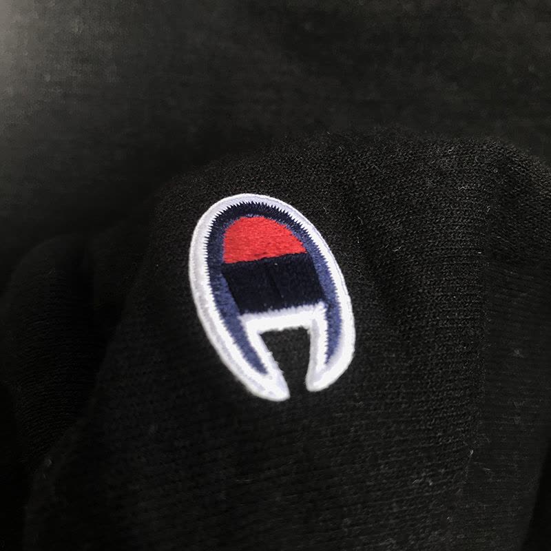 champion 冠军 秋冬基础款袖标男女情侣衫卫衣 S600BK图片