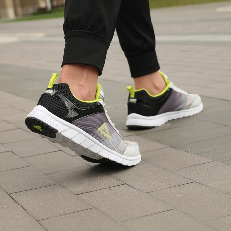 匹克跑步鞋男鞋2018秋冬季新款男士轻便透气网面运动鞋休闲鞋旅游鞋