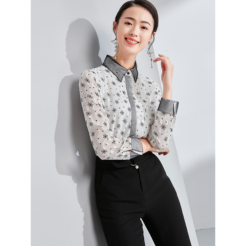 欧昵雪春秋季纱拼接长袖翻领花衬衣女碎花雪纺衫衬衫上衣c视频