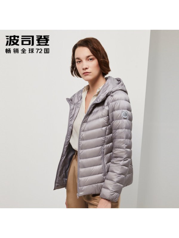 波司登新款短款羽绒服女轻薄连帽冬中老年妈妈装